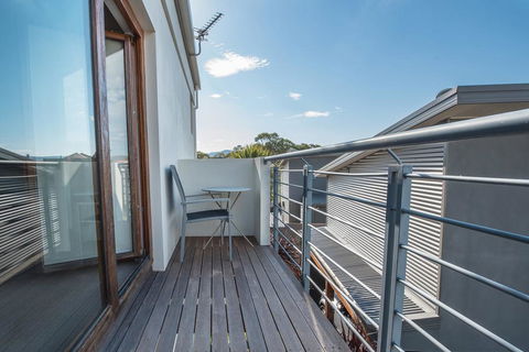 Beloka Close - Modern, Spacious, And Pet Friendly Accommodation - Inverell Accommodation 3