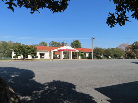 Bishops Lodge Narrandera - Inverell Accommodation 0