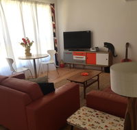 Black Cat Retreat holiday home - Inverell Accommodation