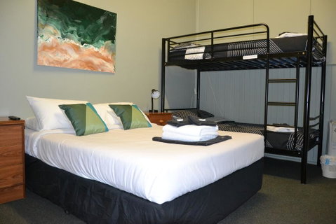 Black Diamond Lodge - Inverell Accommodation 2