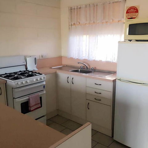 Black Swan Motor Inn - Inverell Accommodation 3