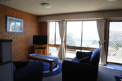Blue Gums 1 - Inverell Accommodation 1