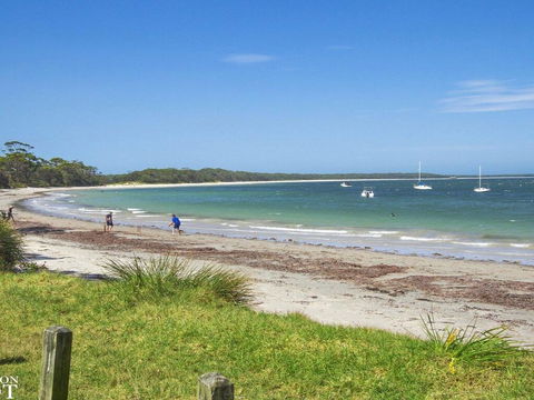 Blue Waters Cottage - 120m To Jervis Bay - Inverell Accommodation 2