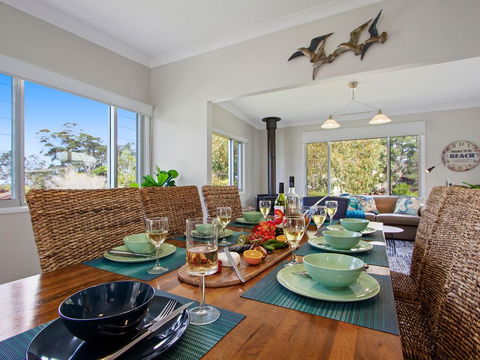 Blue Waters Cottage - 120m To Jervis Bay - Inverell Accommodation 0