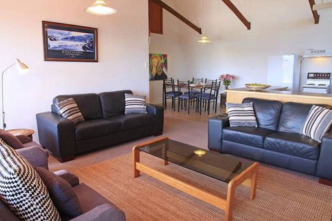 Bogong 2 - Inverell Accommodation 2