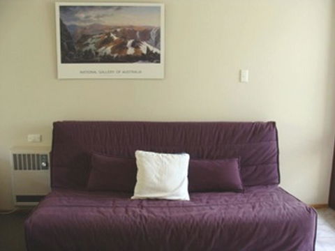 Bogong 3 - Inverell Accommodation 2