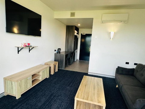 Thornton Executive Hotel - Inverell Accommodation 3