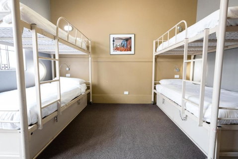 YHA Melbourne Central - Inverell Accommodation 3