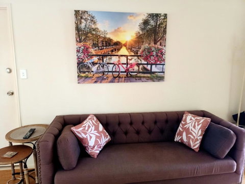Tingalpa Townhouse Treat - Inverell Accommodation 2