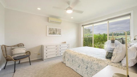 Yamba Family Seascape - Inverell Accommodation 0