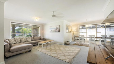 Yamba Family Seascape - Inverell Accommodation 1