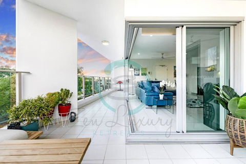 ZEN Tree Blossom: 3-BR Luxury Apt Near Waterfront - Inverell Accommodation 3
