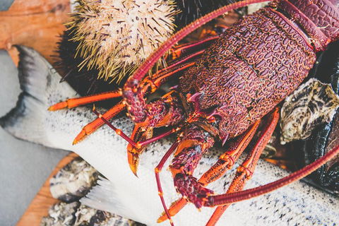Deep-to-Dish: Tasmanian Seafood Experience - Inverell Accommodation 2