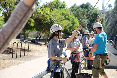 Rock Climbing At The Kangaroo Point Cliffs In Brisbane - Inverell Accommodation 3