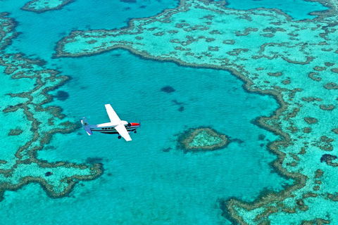 Reef And Island Scenic Flight From Airlie Beach - Inverell Accommodation 4