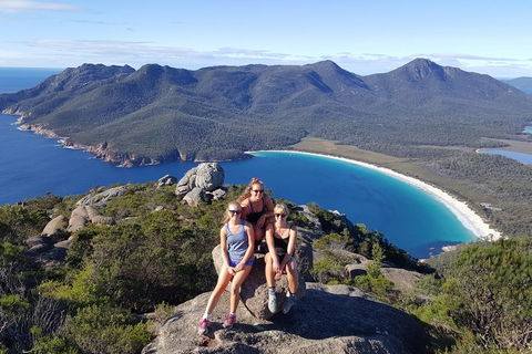 2-Day Tas East Coast Escape Tour Including Bay Of Fires, Wineglass Bay & Devils - Inverell Accommodation 1