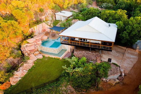 Cygnet Bay Explorer - Inverell Accommodation 5