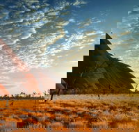 Highlights of Uluru Including Sunrise and Breakfast - Inverell Accommodation