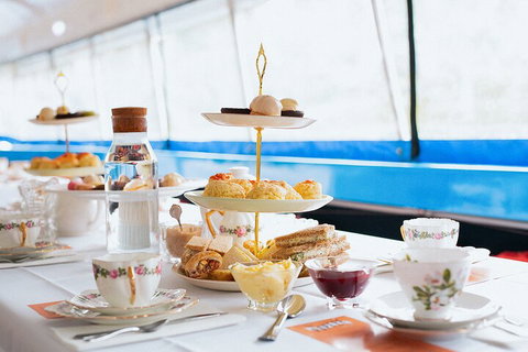 High Tea Cruise On Popeye - Inverell Accommodation 2