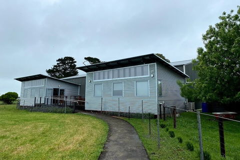 Wine Tour 4WD Tour - Inverell Accommodation 5