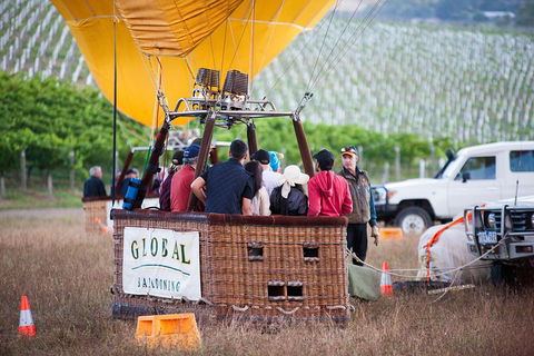 Yarra Valley Balloon Flight And Winery Tour - Inverell Accommodation 2